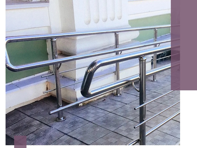 Ограждения пандусов из металла и нержавейки в Коврове