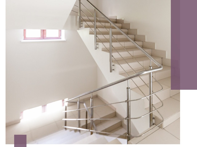 Установка и замена перил в подъезде в Коврове