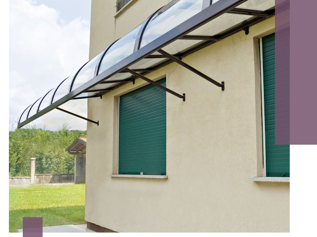 Козырьки над окнами в Коврове — изготовление и монтаж по выгоде