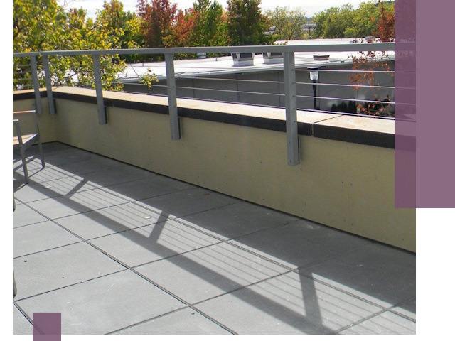 Металлические парапеты под ключ в Коврове: монтаж и изготовление